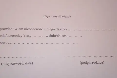 Szablon usprawiedliwienia nieobecności ucznia z powodu choroby. Wypełnij dane dziecka, daty i powód.
