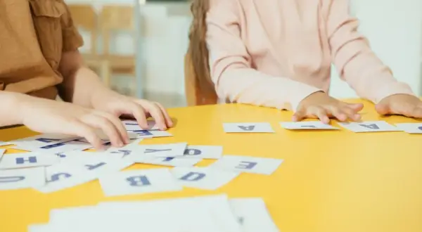 Klasa integracyjna za i przeciw: zalety i wady, które musisz znać