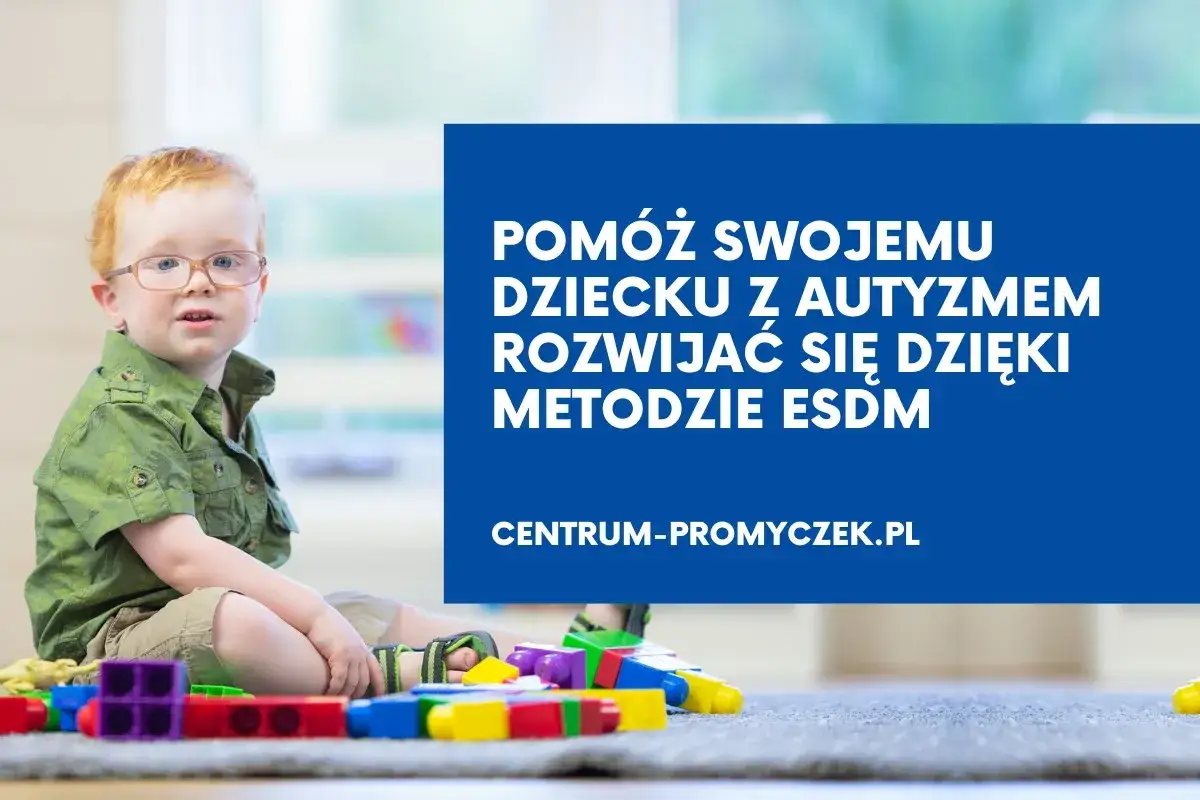 Chłopiec z autyzmem bawi się klockami. Pomóż swojemu dziecku rozwijać się dzięki metodzie ESDM.